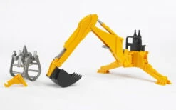 BRUDER 02338 - Heckbagger Mit Greifer