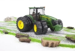 BRUDER 03052 - John Deere 7930 Mit Zwillingsbereifung -Spielzeugverkauf bruder john deere 7930 mit zwillingsbereifung 03052